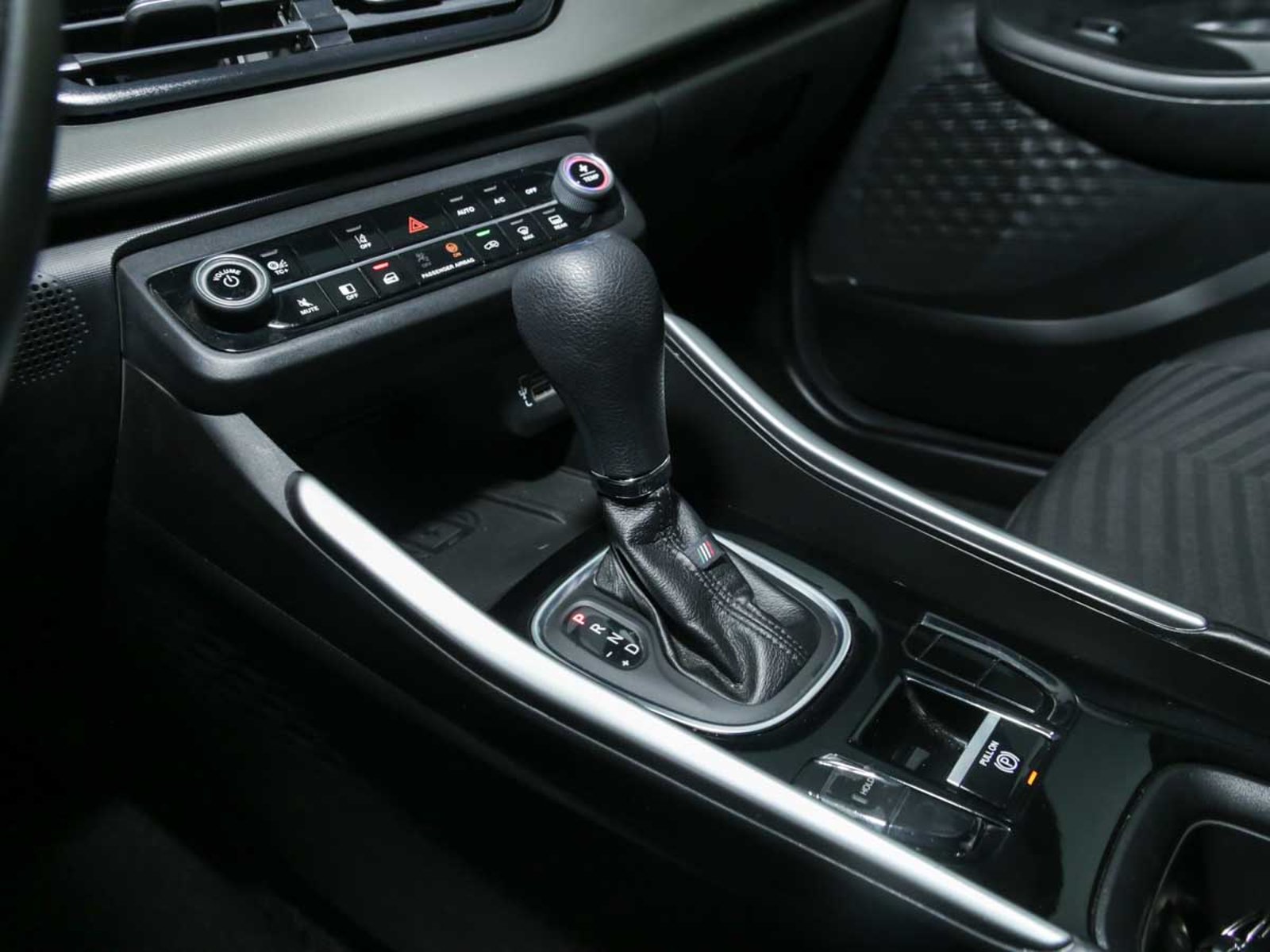 FIAT FASTBACK AUDACE 2023 - Imagen 9 de 13