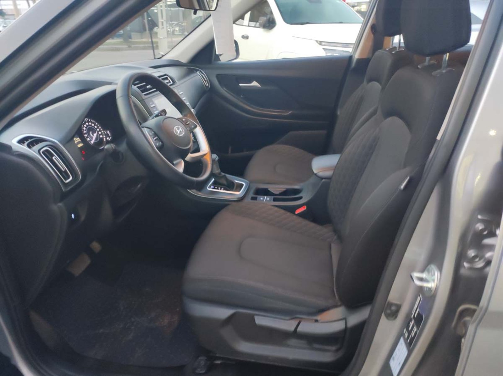 Hyundai Creta SU2i 1.5 CVT PLUS 2025 - Imagen 6 de 8