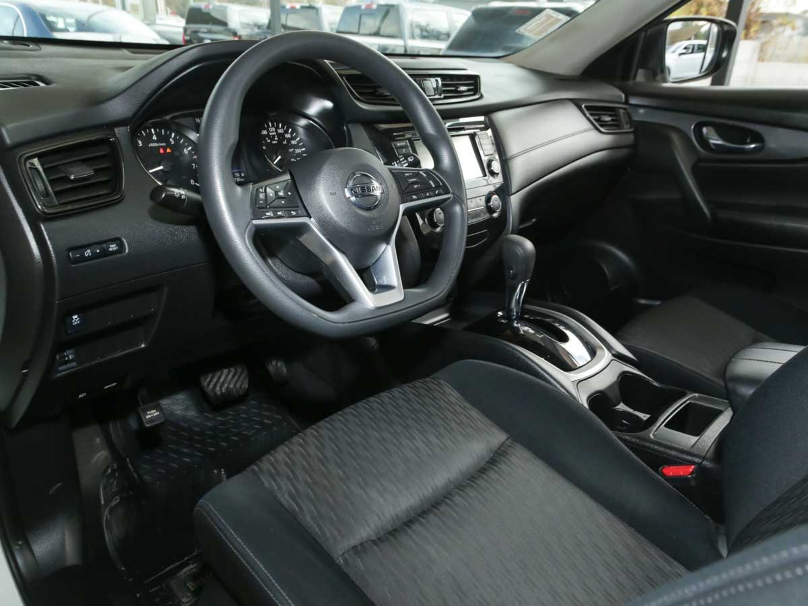 NISSAN X TRAIL 2.5 AUT 2021 - Imagen 8 de 14