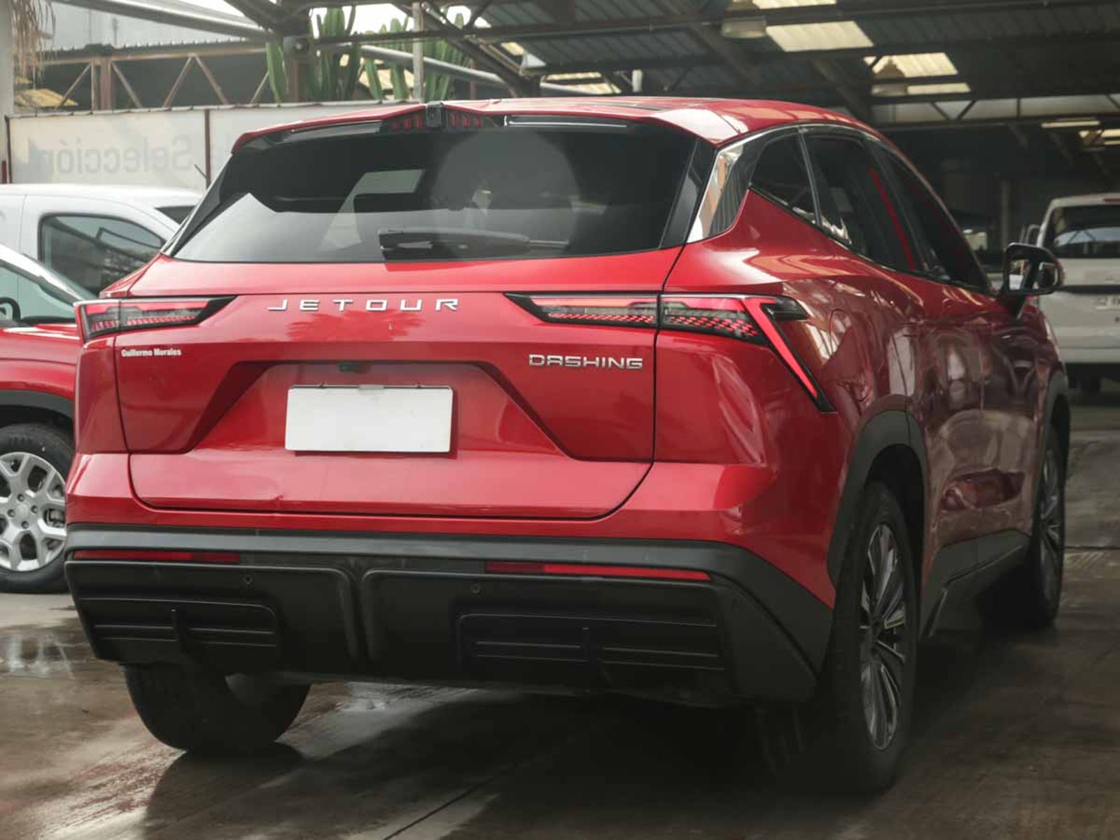 Jetour DASHING 1.5L 6MT TURBO LUX FL 2024 - Foto 4 de 16