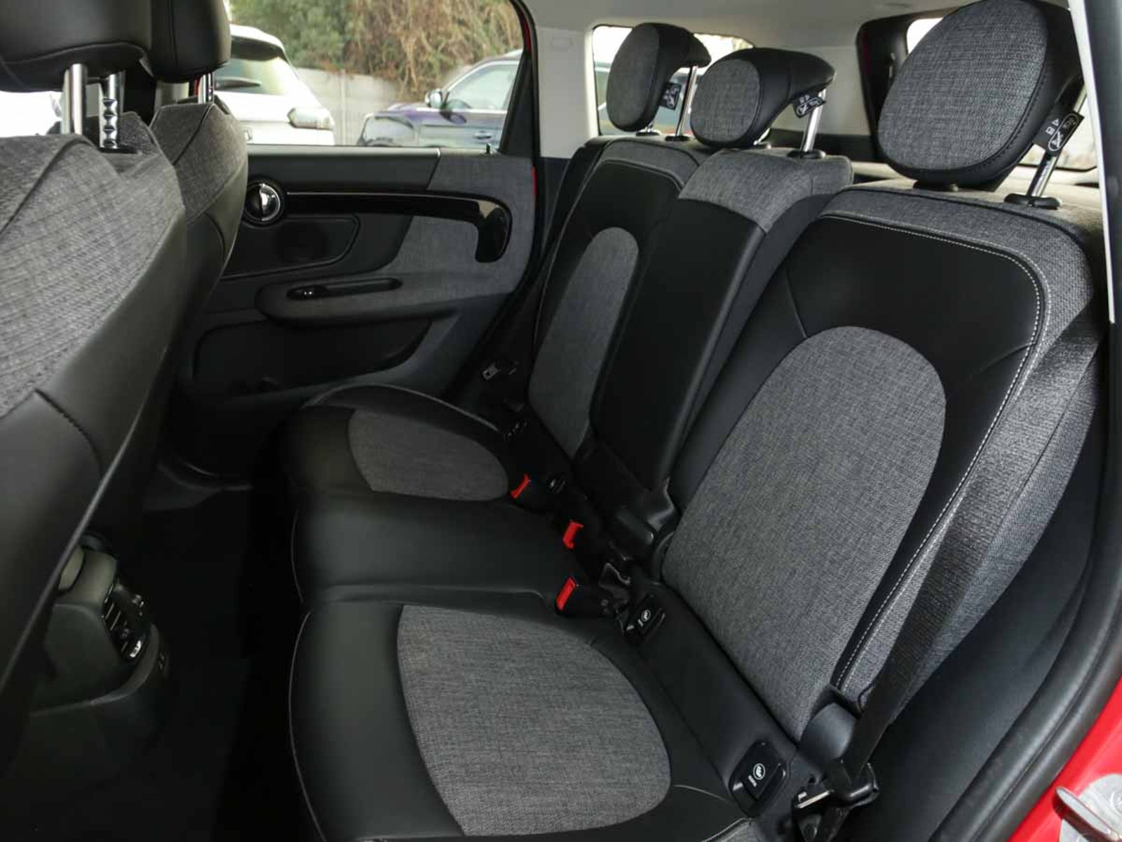 MINI COUNTRYMAN COOPER 1.5 AUT 2022 - Imagen 11 de 13