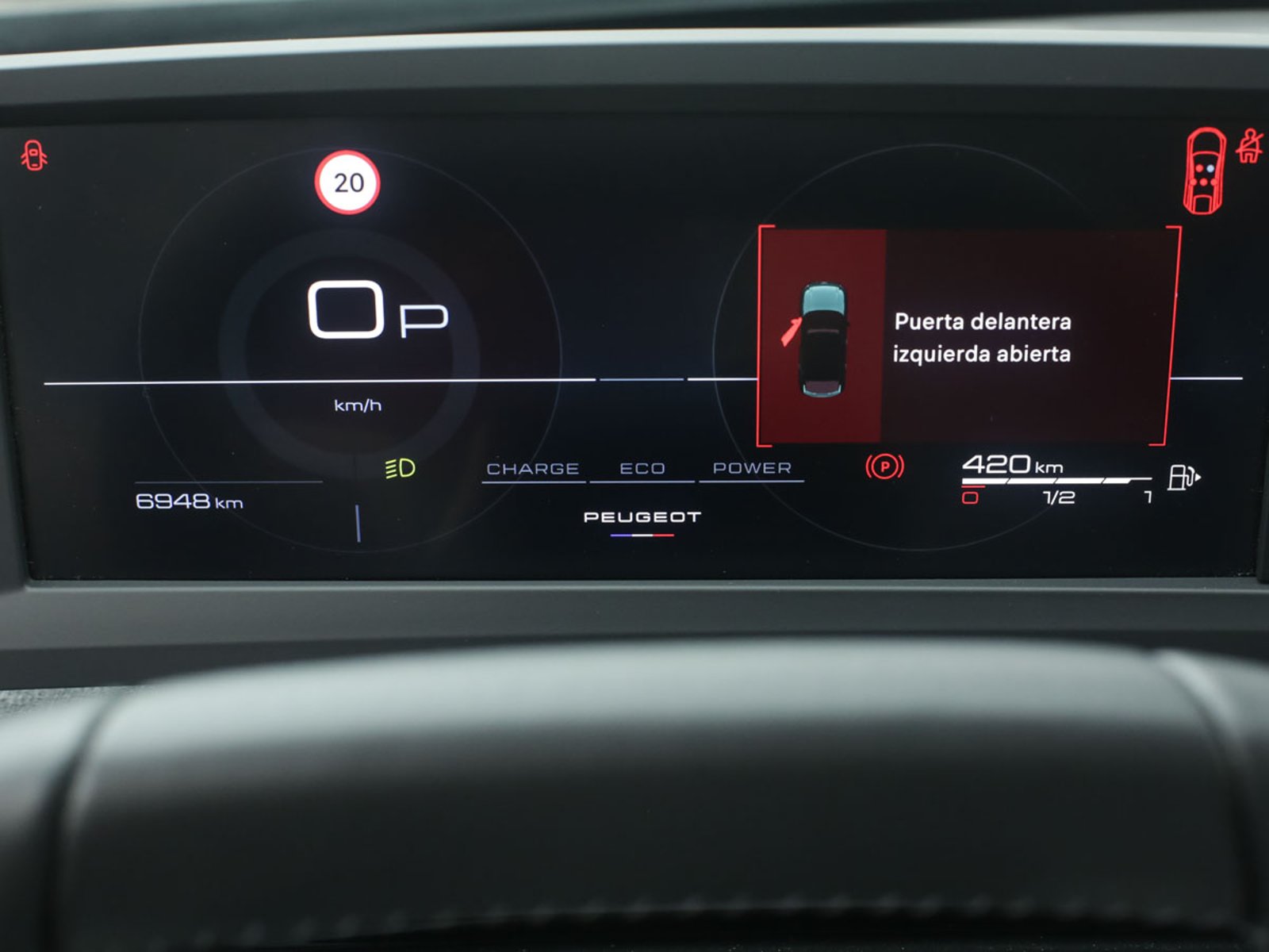 Peugeot NEW 3008 ALLURE HYBRID 136HP AT 2026 - Foto 5 de 8
