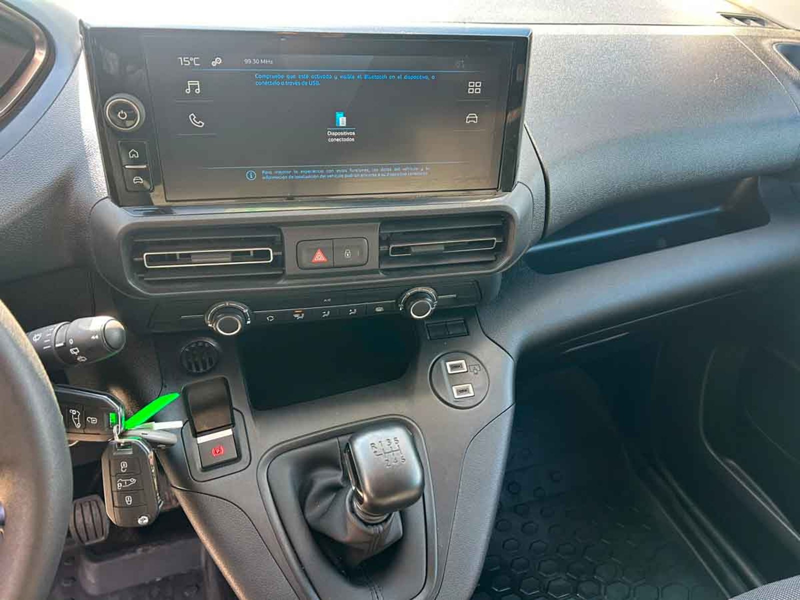 Peugeot 3008 ALLURE BLUEHDI 130 EAT8 2024 - Imagen 6 de 8