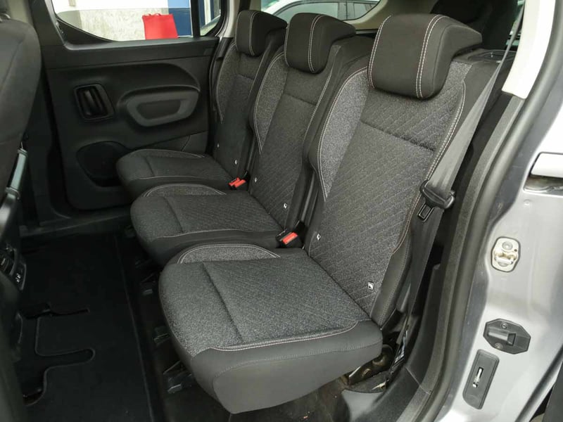Peugeot RIFTER ALLURE 1.5 2025 - Imagen 8 de 9