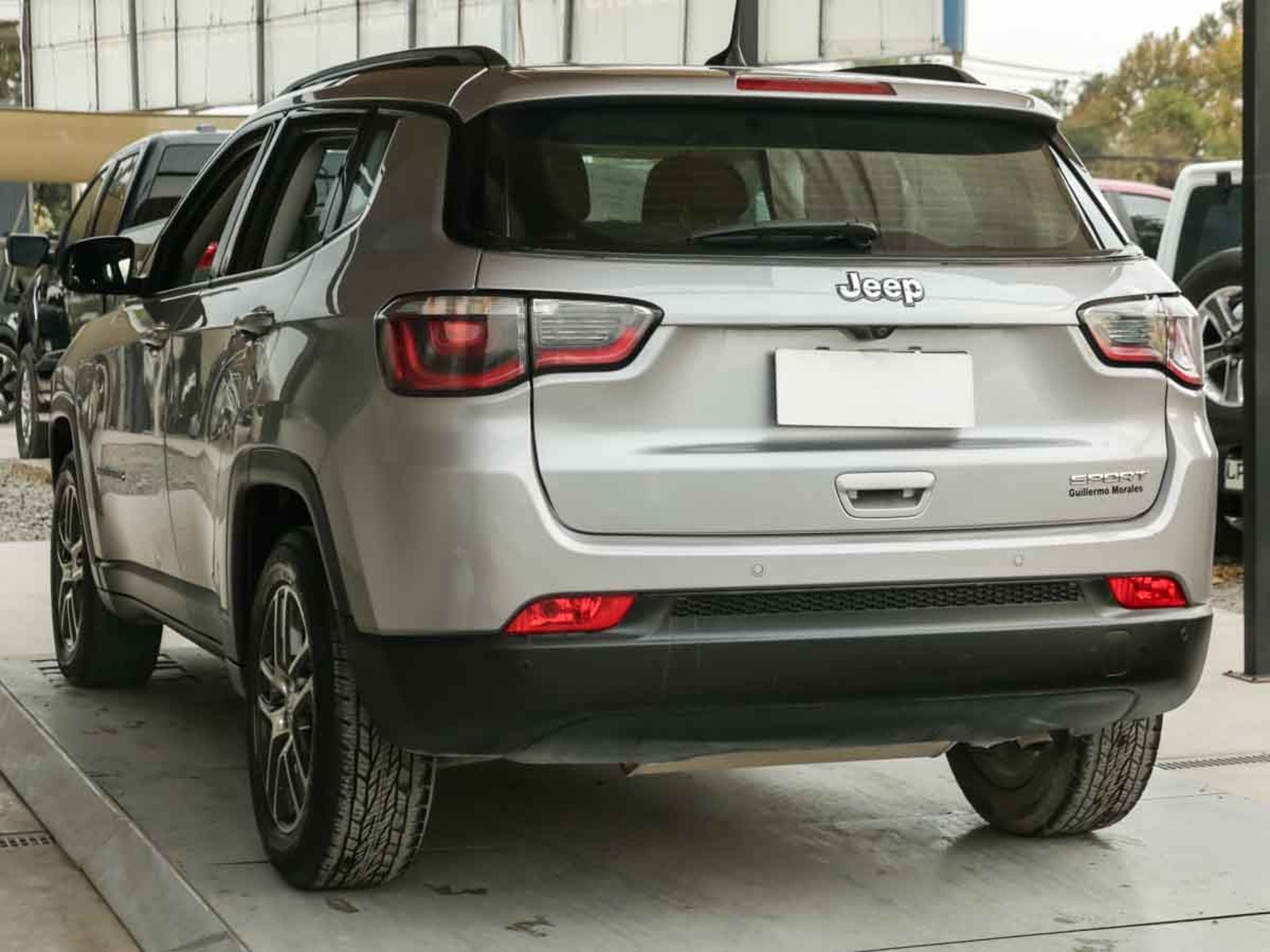 Jeep COMPASS SPORT 4X2 AT 2020 - Foto 4 de 13