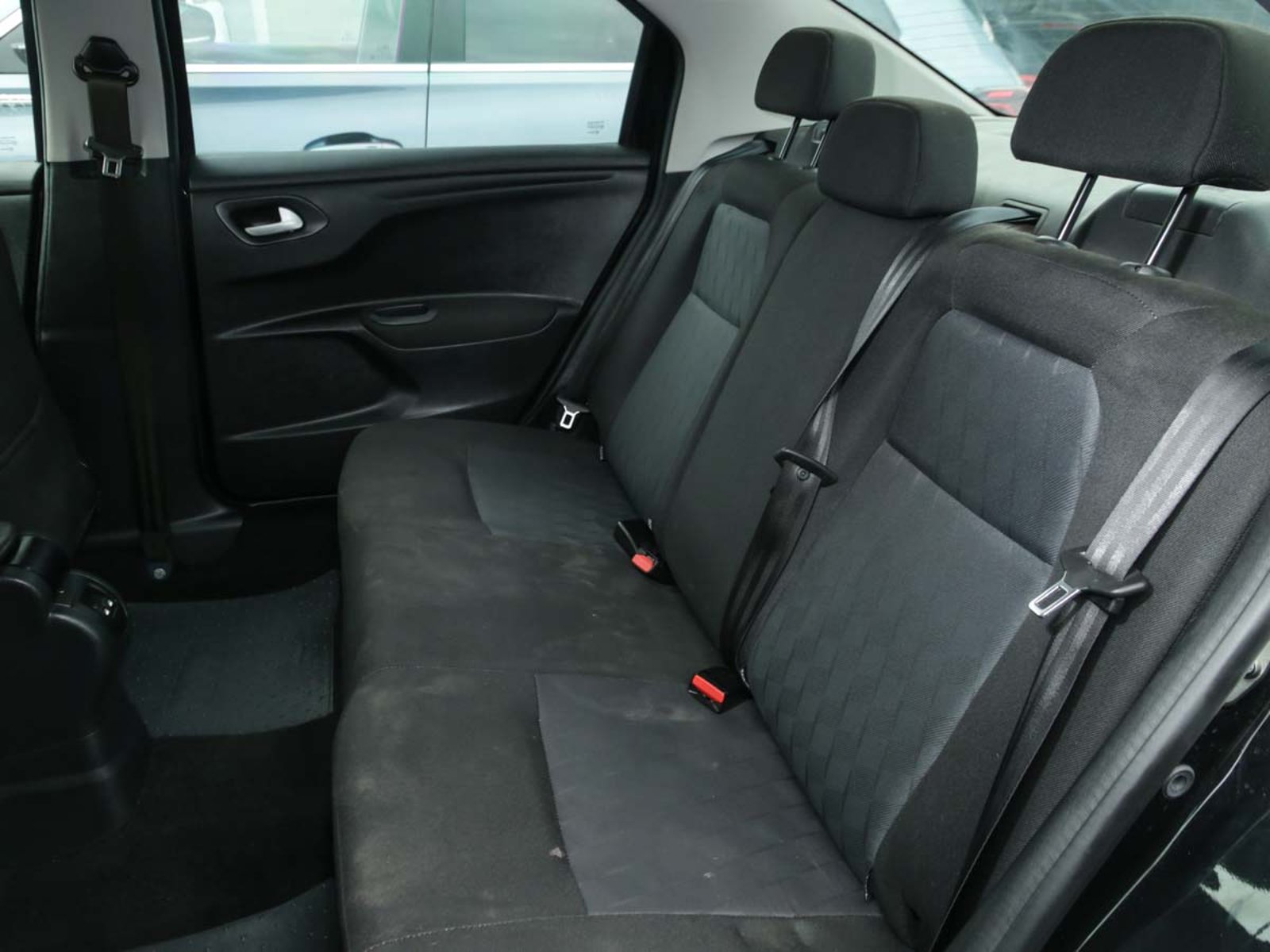 CITROEN C-Elysée 1.5 BlueHDi 100 BVM6 Feel Pack 2023 - Imagen 11 de 13