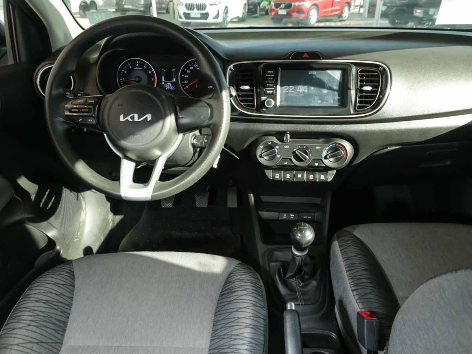 KIA MOTORS SOLUTO LX 1.4 2025 - Imagen 12 de 13
