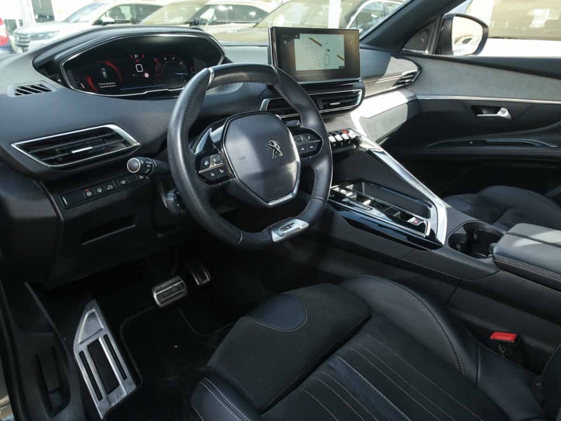 Peugeot 5008 GT BLACK PACK BLUEHDI 130 EAT8 2024 - Imagen 6 de 8