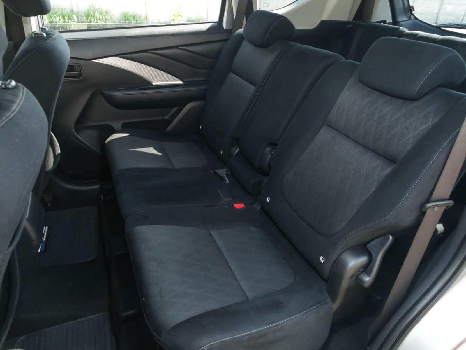 Mitsubishi XPANDER AT GLX 2025 - Imagen 15 de 16