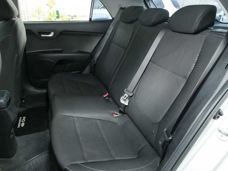 Kia RIO 5 EX 1.4 AUT 2017 - Imagen 8 de 8