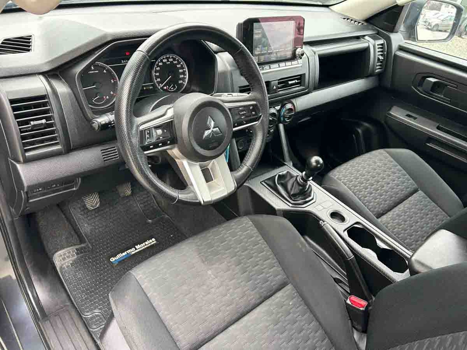 MITSUBISHI NEW L200 KATANA XR E6 (ADAS) 2025 - Imagen 8 de 16