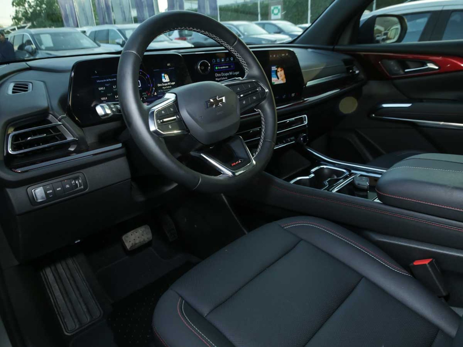 CHEVROLET TRAVERSE 2.5 4x4 AUT 2026 - Imagen 8 de 15