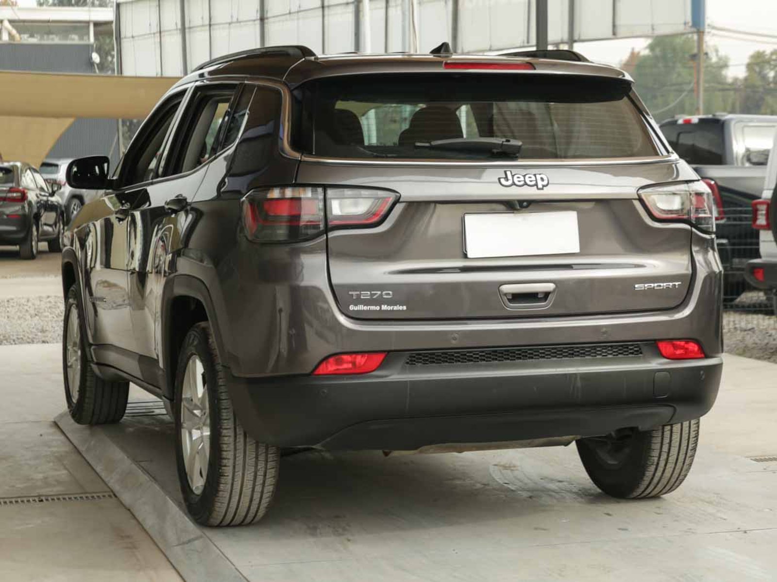 JEEP COMPASS SPORT 4X2 AT 2023 - Foto 4 de 13