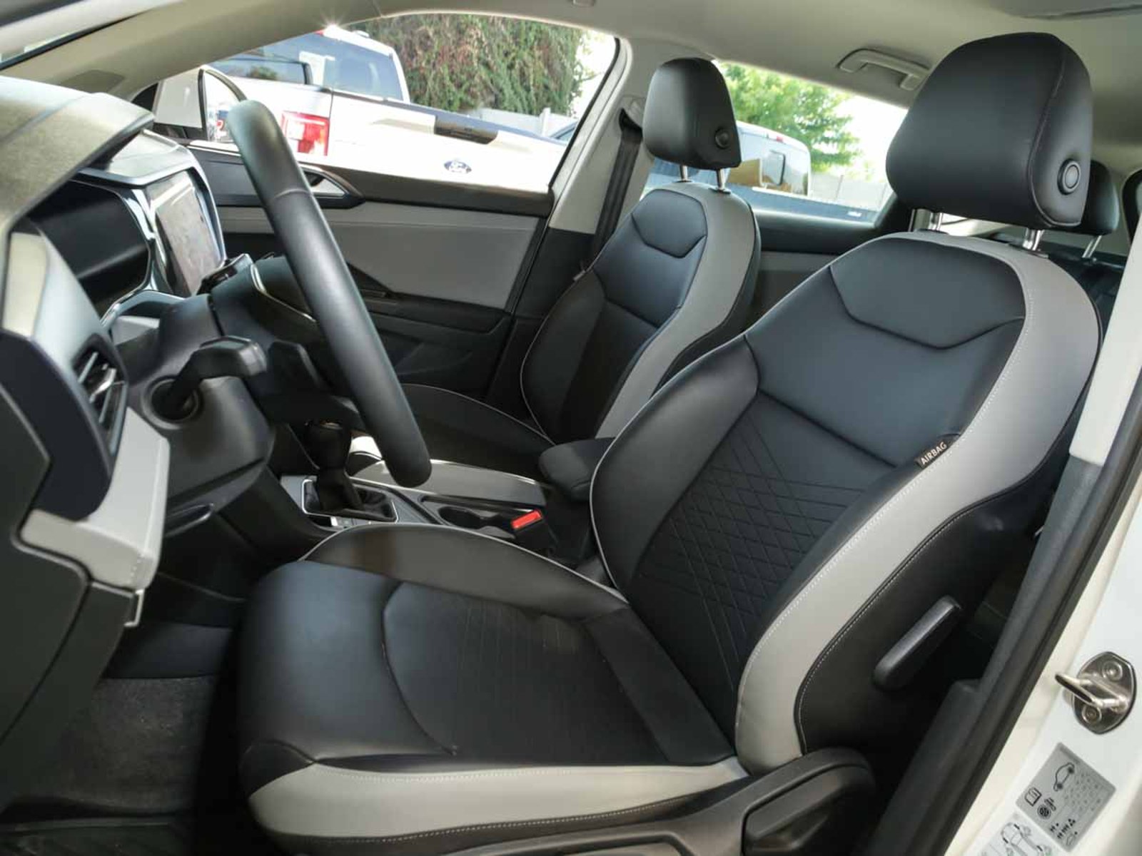 VOLKSWAGEN TAOS TSI 1.4 AT 2026 - Imagen 10 de 13