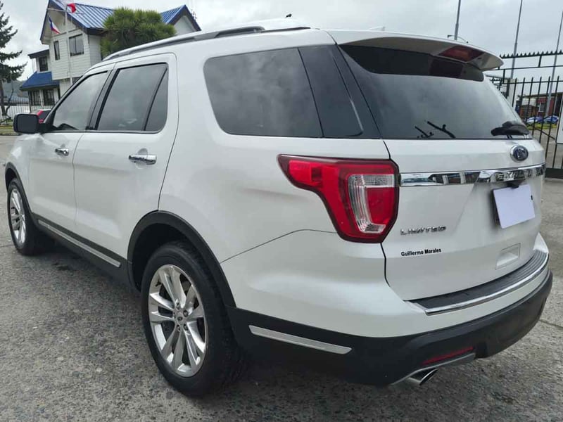Ford EXPLORER LTD 2.3 AUT 2019 - Imagen 3 de 8