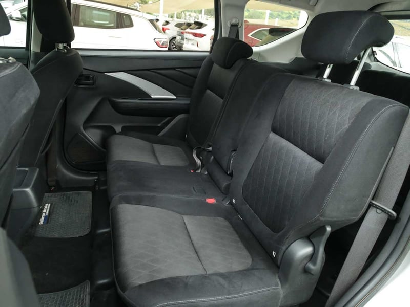 Mitsubishi XPANDER AT GLX 2024 - Imagen 8 de 9