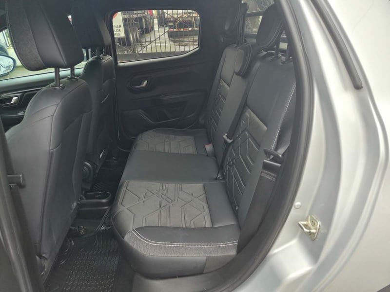 RAM 700 LARAMIE CD 1.3 2022 - Imagen 7 de 8