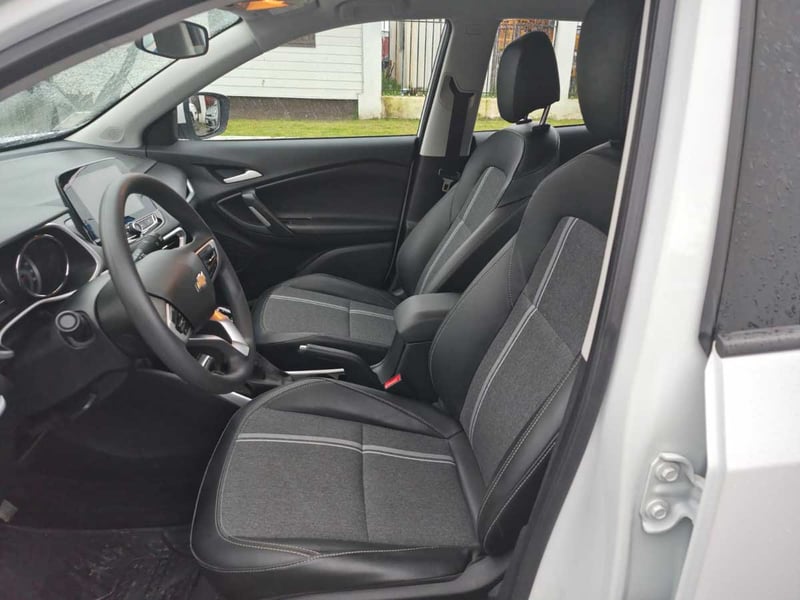 Chevrolet TRACKER 1.2T LTZ 2023 - Imagen 6 de 8