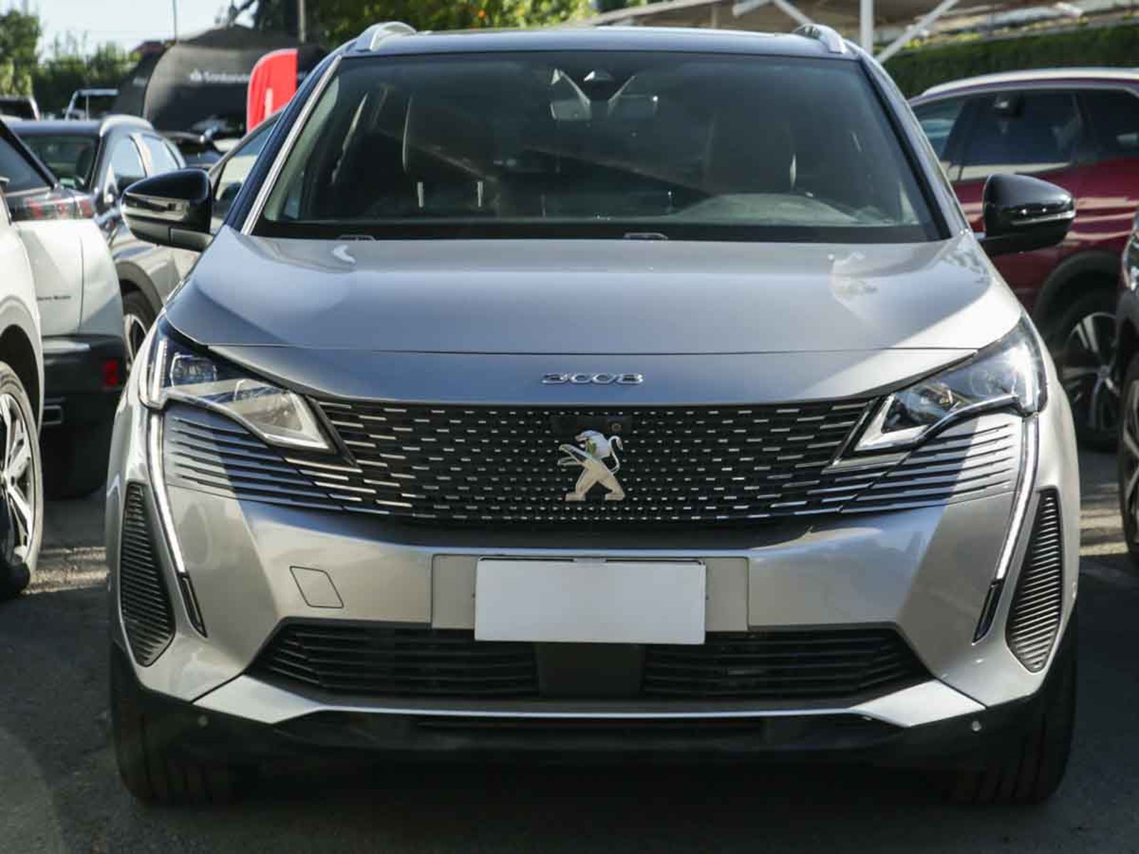 Peugeot 3008 GT HYBRID4 300 EEAT8 2022 - Foto 2 de 20