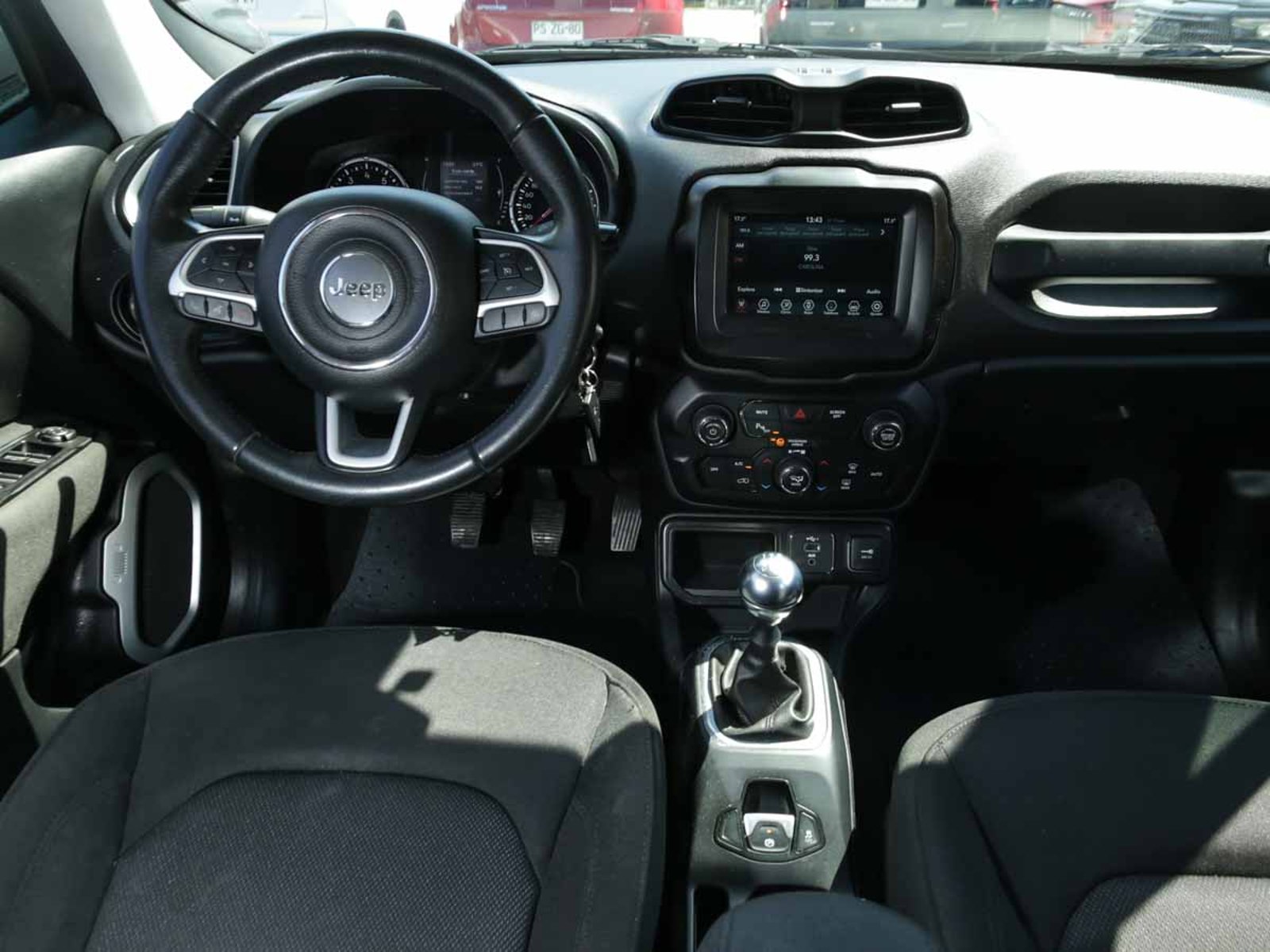JEEP RENEGADE SPORT 4X2 LX MT 2022 - Imagen 12 de 12
