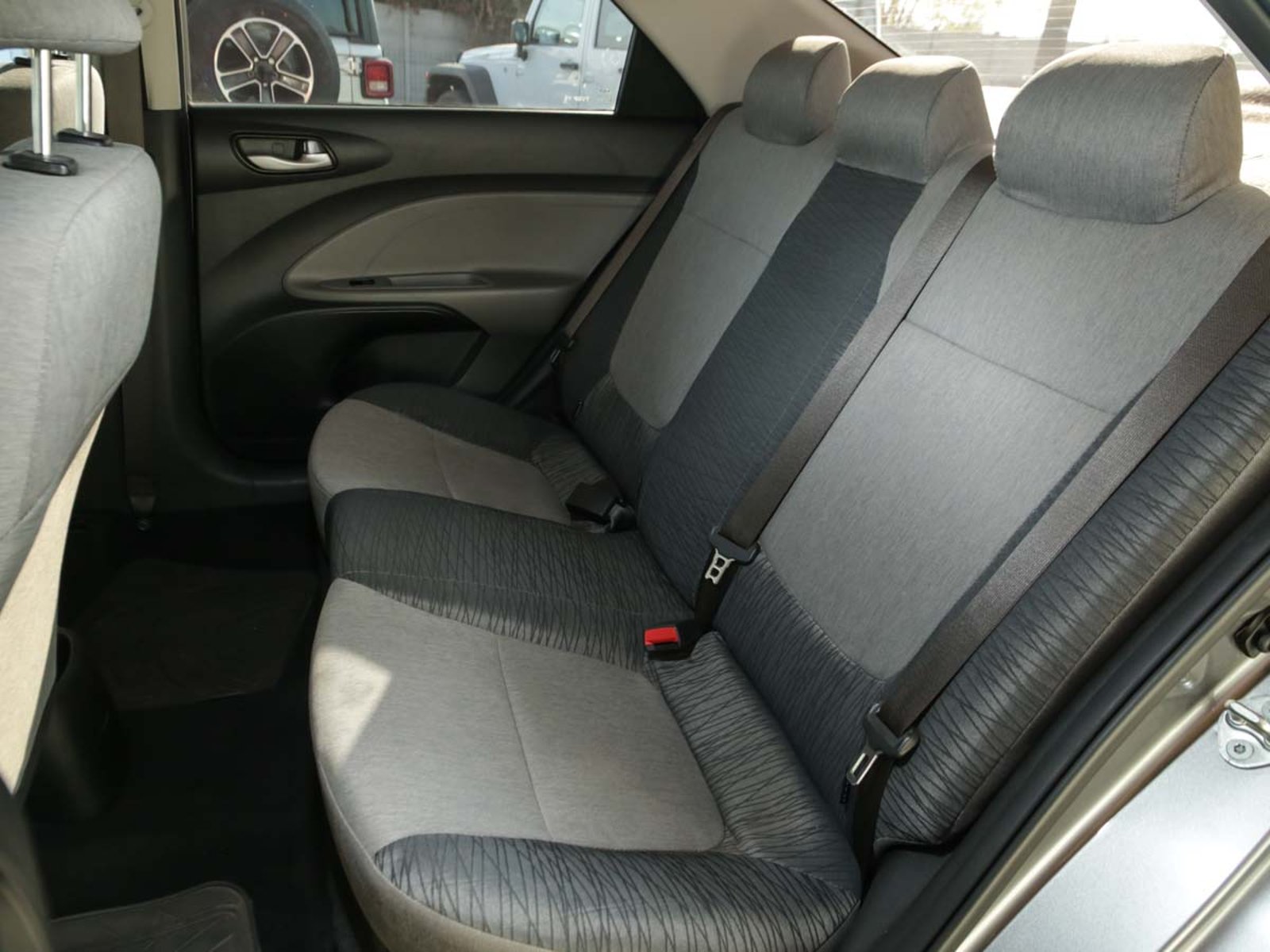 KIA MOTORS SOLUTO LX 1.4 2025 - Imagen 11 de 13