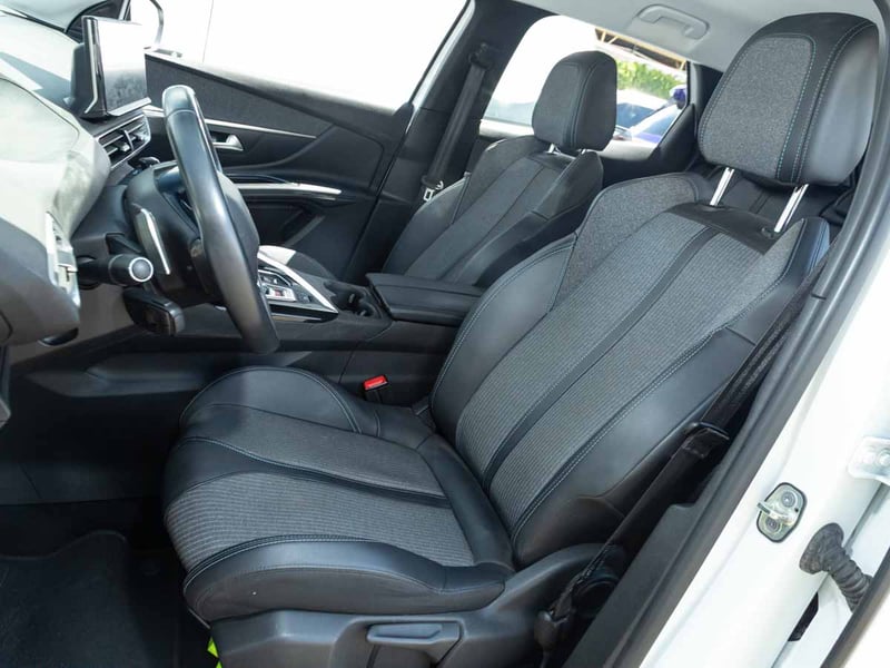 Peugeot 3008 ALLURE PACK BLUEHDI 130 EAT8 2024 - Imagen 10 de 13
