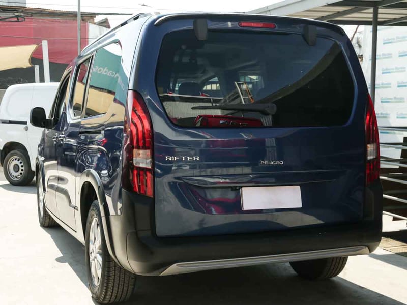 Peugeot RIFTER ALLURE 1.2 AUT 2021 - Imagen 3 de 8