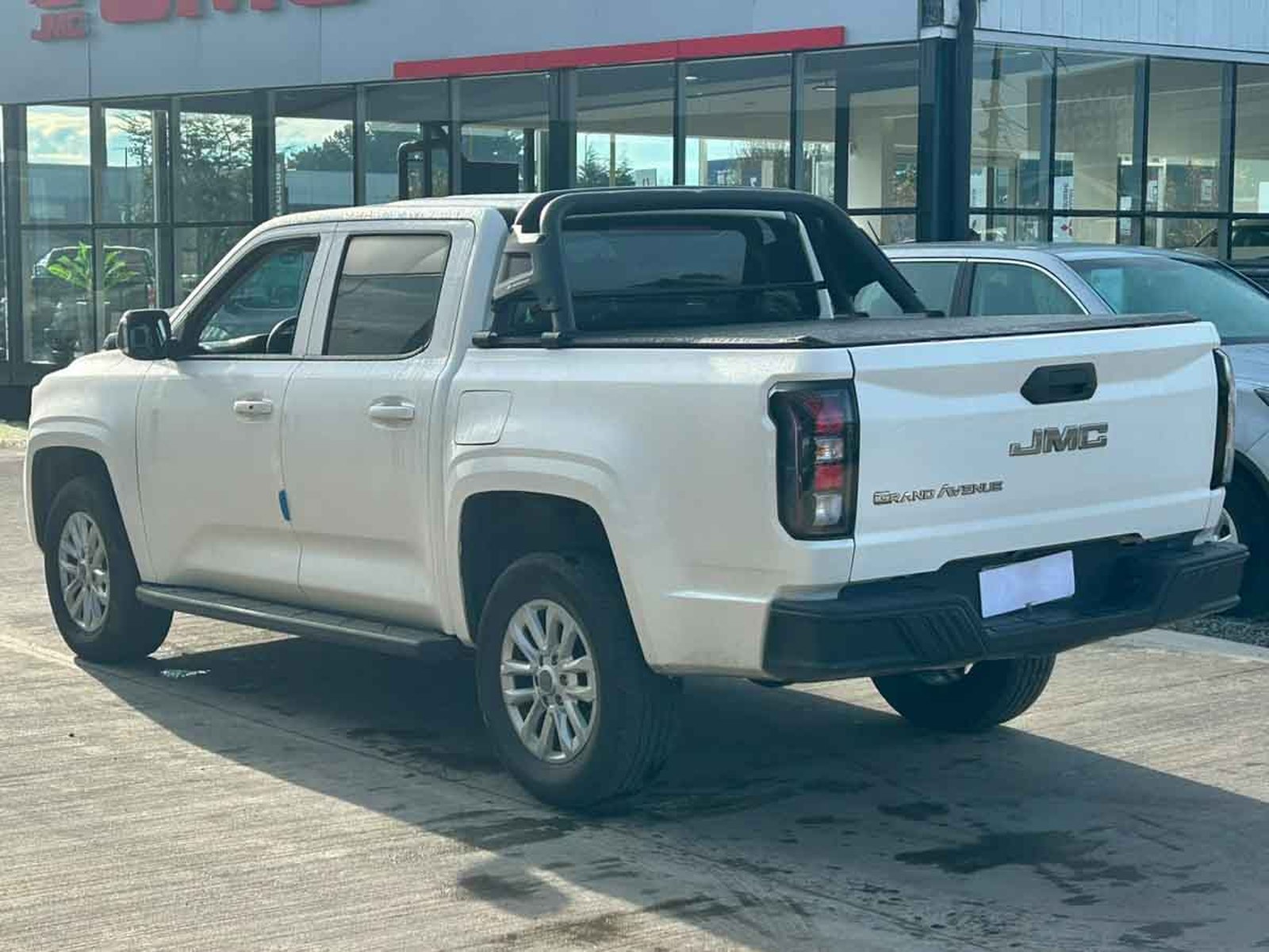 JMC GRAND AVENUE 4X4 AT 2024 - Foto 3 de 8