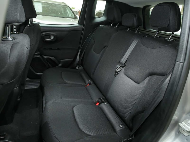 Jeep RENEGADE SPORT 1.8 2021 - Imagen 8 de 8