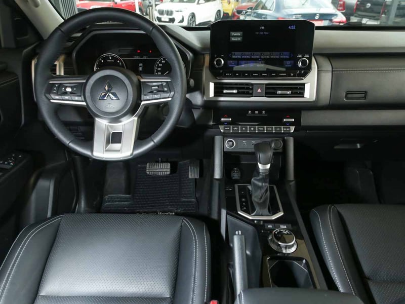 Mitsubishi L-200 DAKAR CRS AT 2.5 D/C 4X4 TD 2026 - Imagen 14 de 20