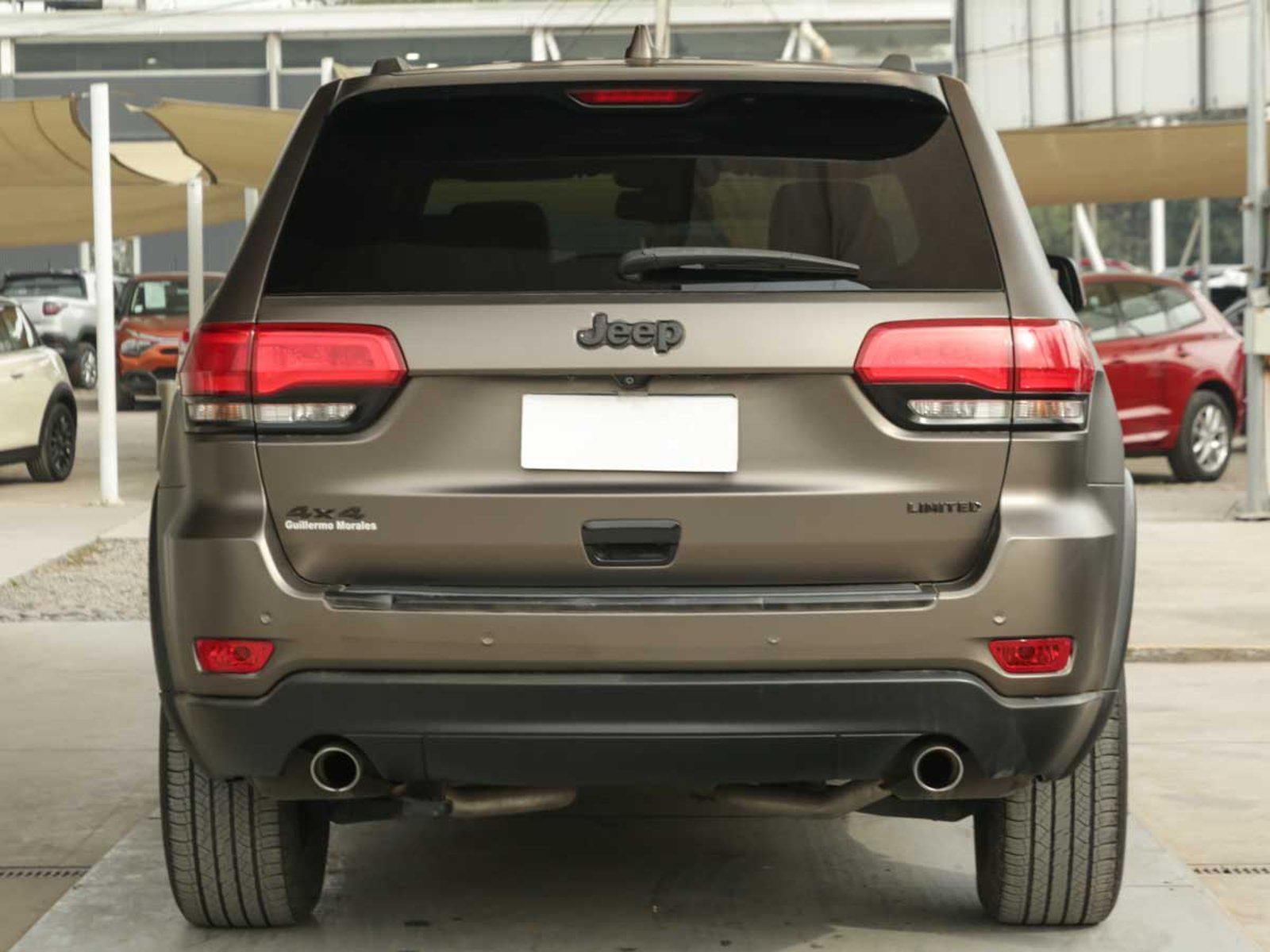 JEEP GRAND CHEROKEE LIMITED 3.6 LX 4X4 2015 - Foto 5 de 14