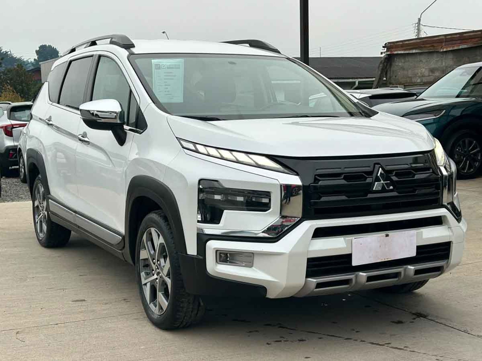 Mitsubishi XPANDER CROSS 2024 - Foto 2 de 8
