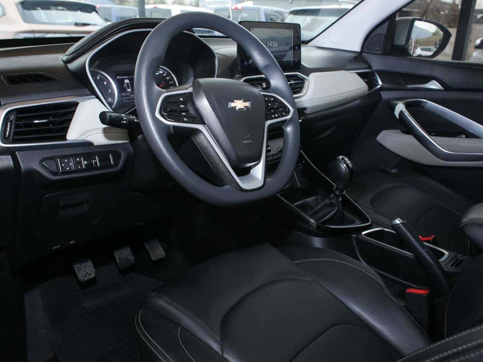 Chevrolet CAPTIVA LTZ 1.5 2023 - Imagen 6 de 8