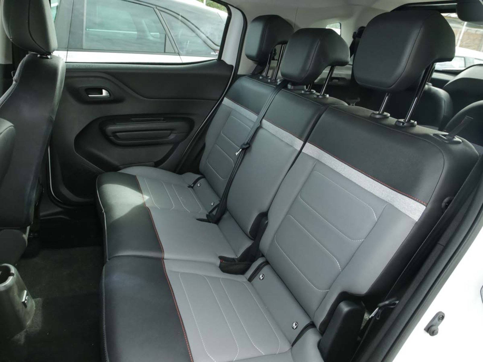Citroën C3 Aircross Turbo 125 CVT Shine 7P TN 2026 - Imagen 8 de 8