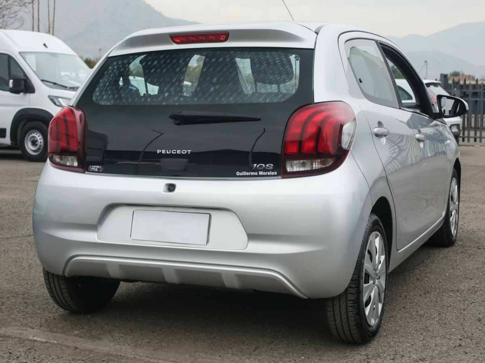Peugeot 108 ACTIVE 1.2 2017 - Foto 4 de 8