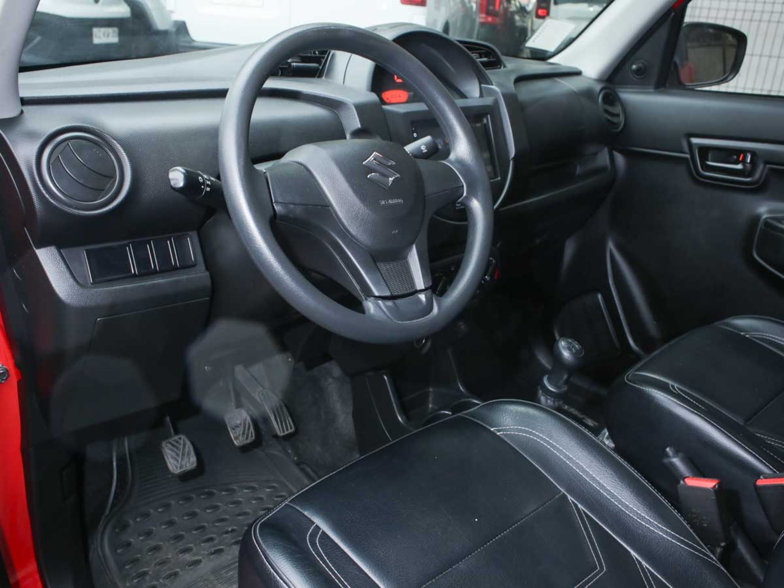 Suzuki S PRESSO HB 1.0 2023 - Foto 5 de 7