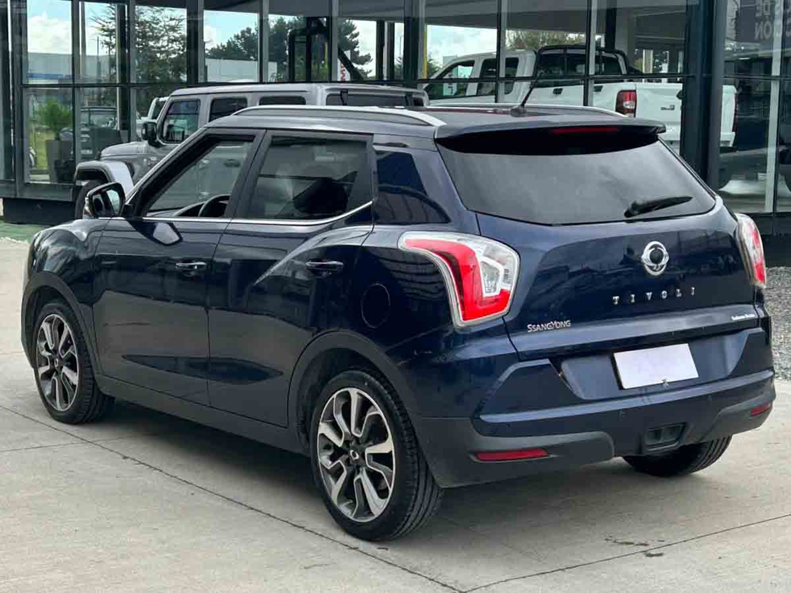 SSANGYONG TIVOLI 1.6 2017 - Foto 4 de 15