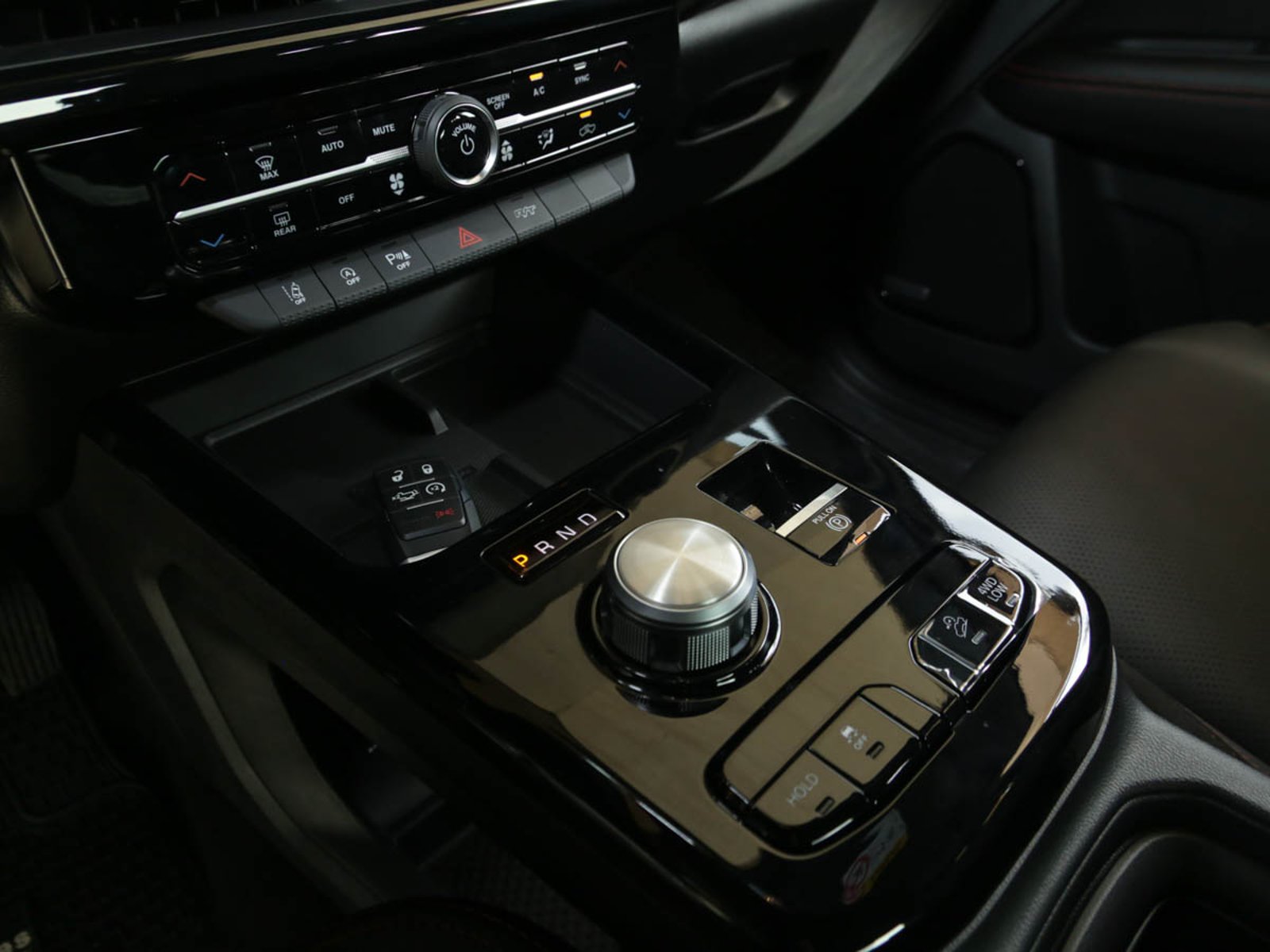 RAM RAMPAGE R/T 2.0 GASOLINA 272 HP 4X4 AT 2026 - Imagen 10 de 14