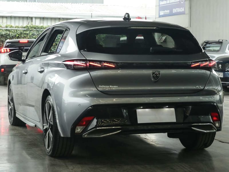 Peugeot 308 GT PURETECH 130 EAT8 2023 - Imagen 3 de 8
