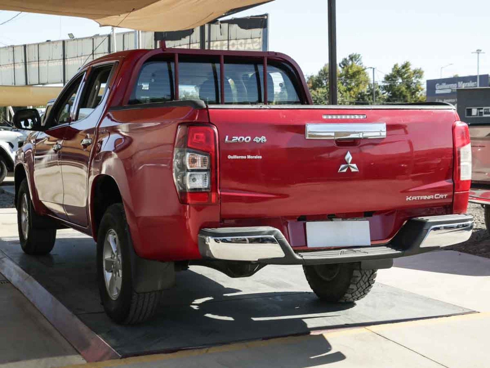 Mitsubishi L200 KATANA CRT 4X4 2.4 2023 - Foto 3 de 8