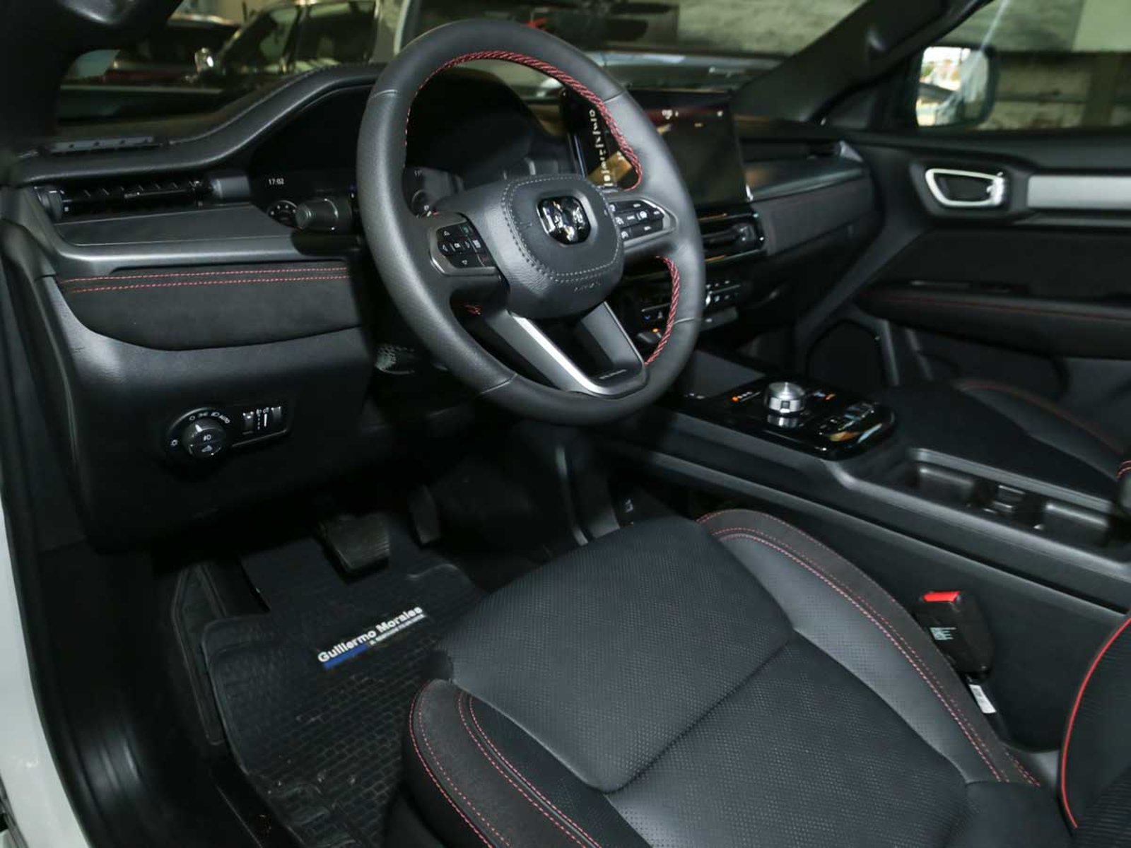 RAM RAMPAGE R/T 2.0 GASOLINA 272 HP 4X4 AT 2026 - Foto 4 de 8