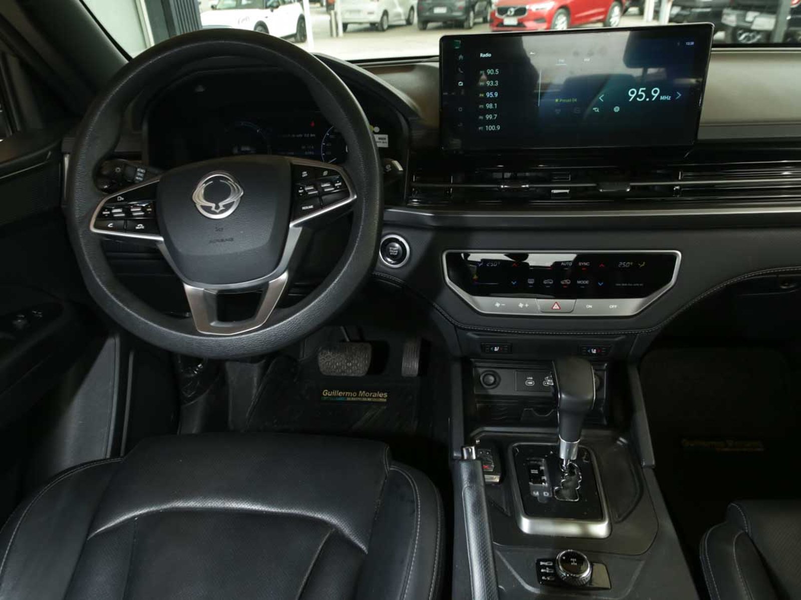 SSANGYONG NEW MUSSO GRAND LIMITED 4X4 2.2 AUT 2025 - Imagen 14 de 16