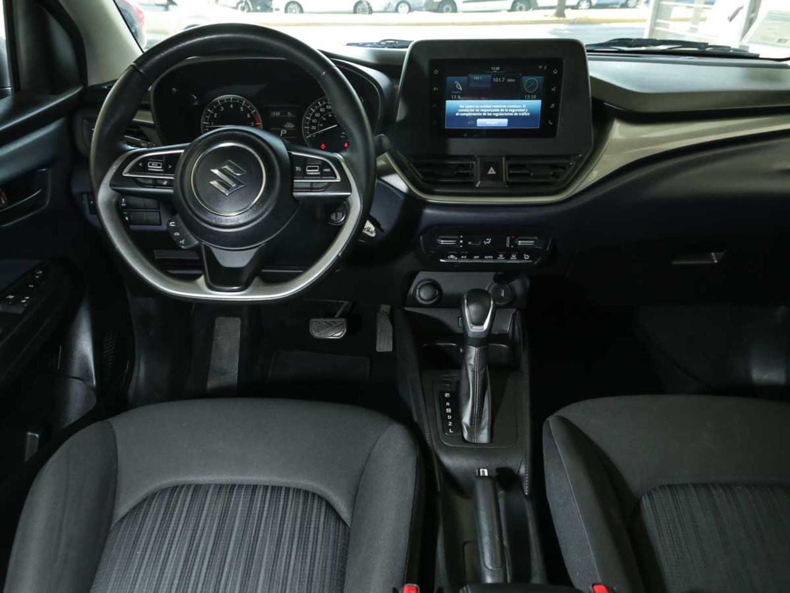 SUZUKI BALENO GLS HB 1.5 AUT 2024 - Imagen 12 de 13
