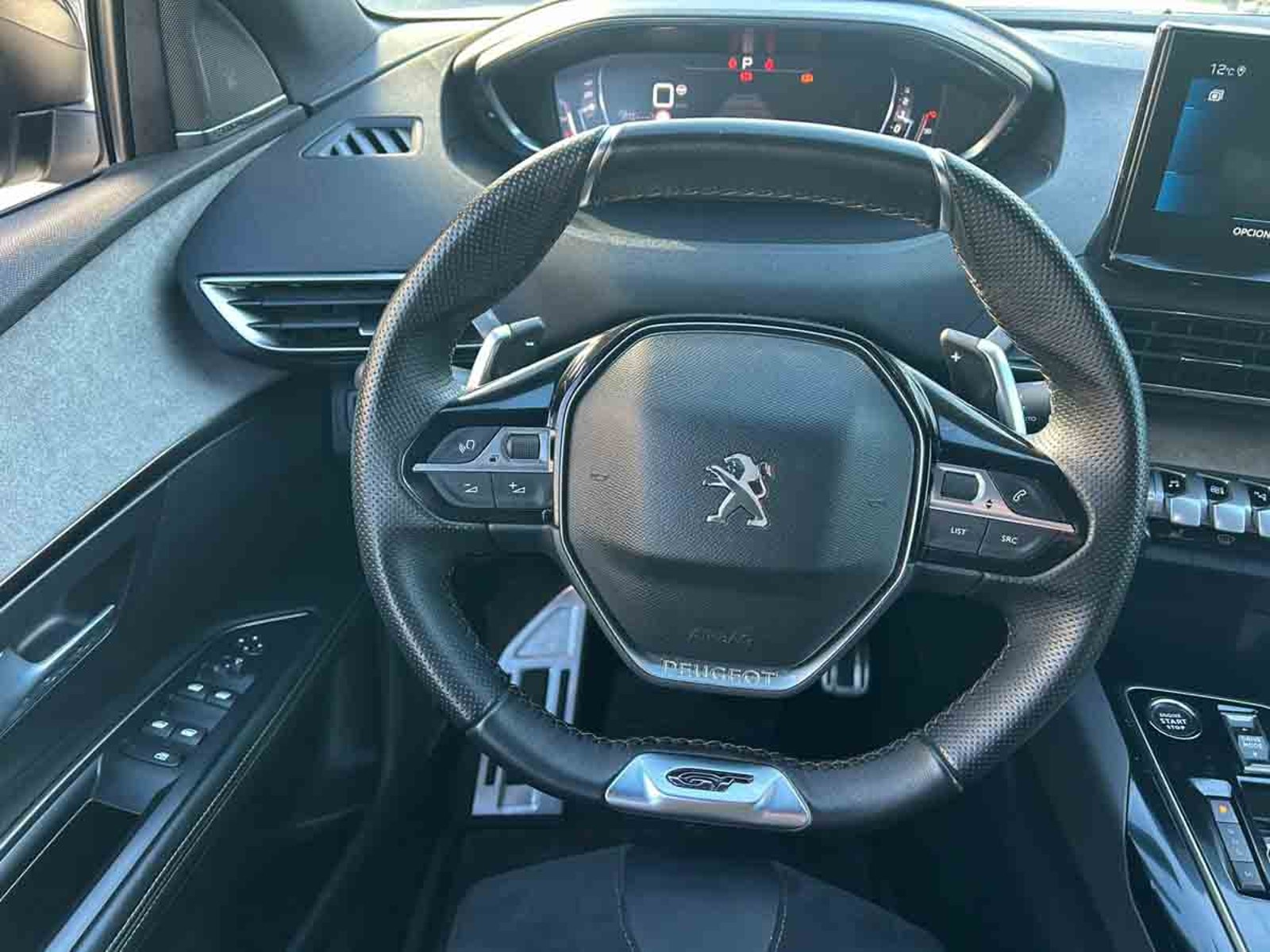 PEUGEOT 5008 GT BLACK PACK BLUEHDI 130 EAT8 2024 - Imagen 14 de 16