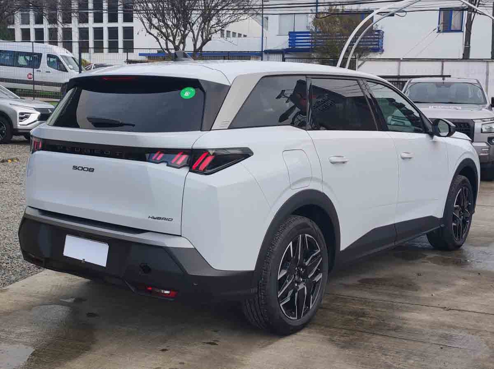 Peugeot NEW 5008 ALLURE HYBRID 136HP AT 2026 - Imagen 4 de 8