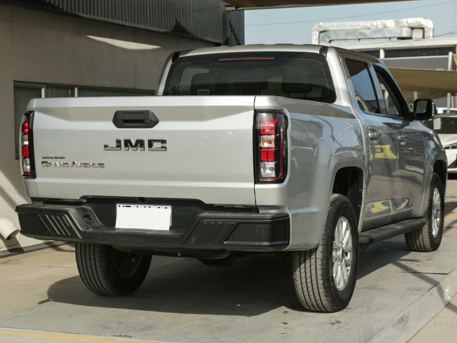 JMC GRAND AVENUE 4X4 AT 2026 - Foto 4 de 8