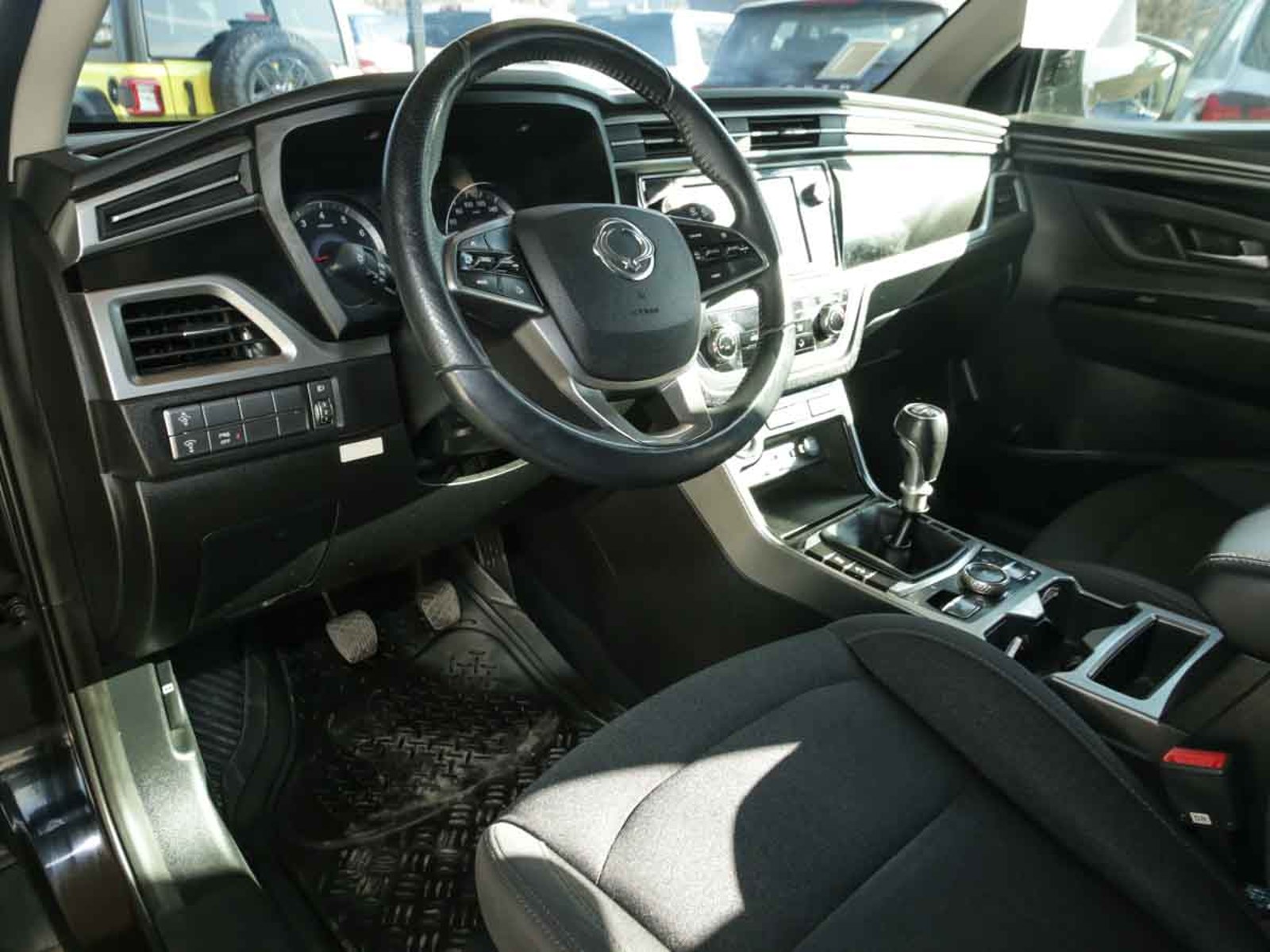 SsangYong NEW KORANDO GLX 1.5 2023 - Imagen 6 de 8