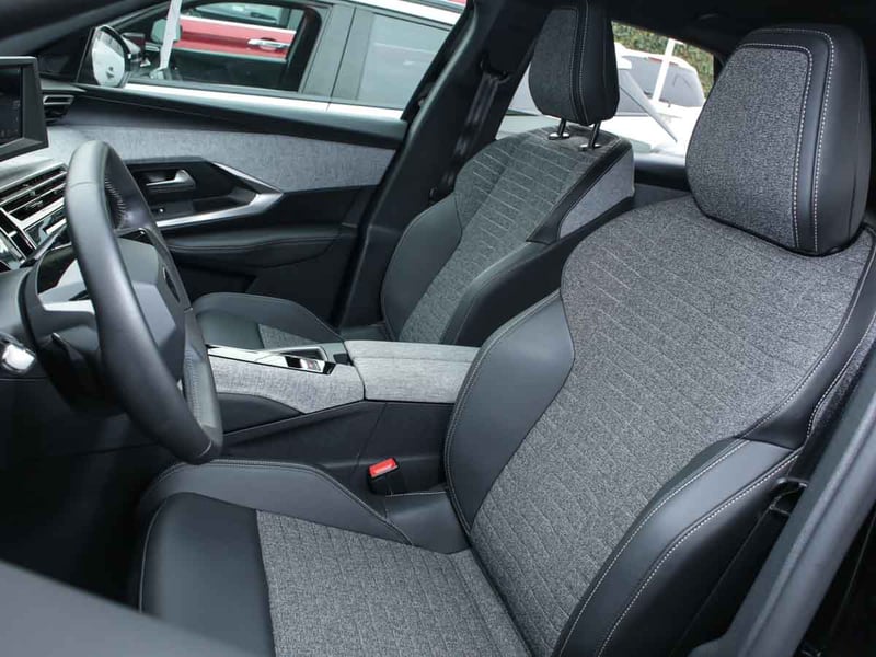 Peugeot NEW 3008 ALLURE HYBRID 136HP AT 2026 - Imagen 7 de 8