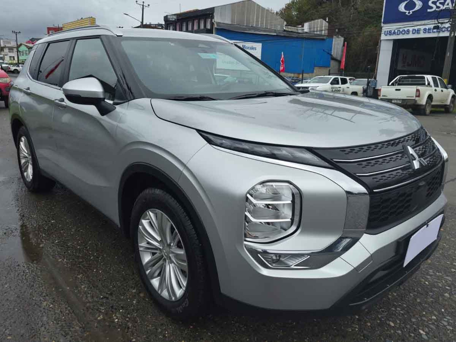 Mitsubishi NEW OUTLANDER 4X2 AT GL 2026 - Foto 2 de 8