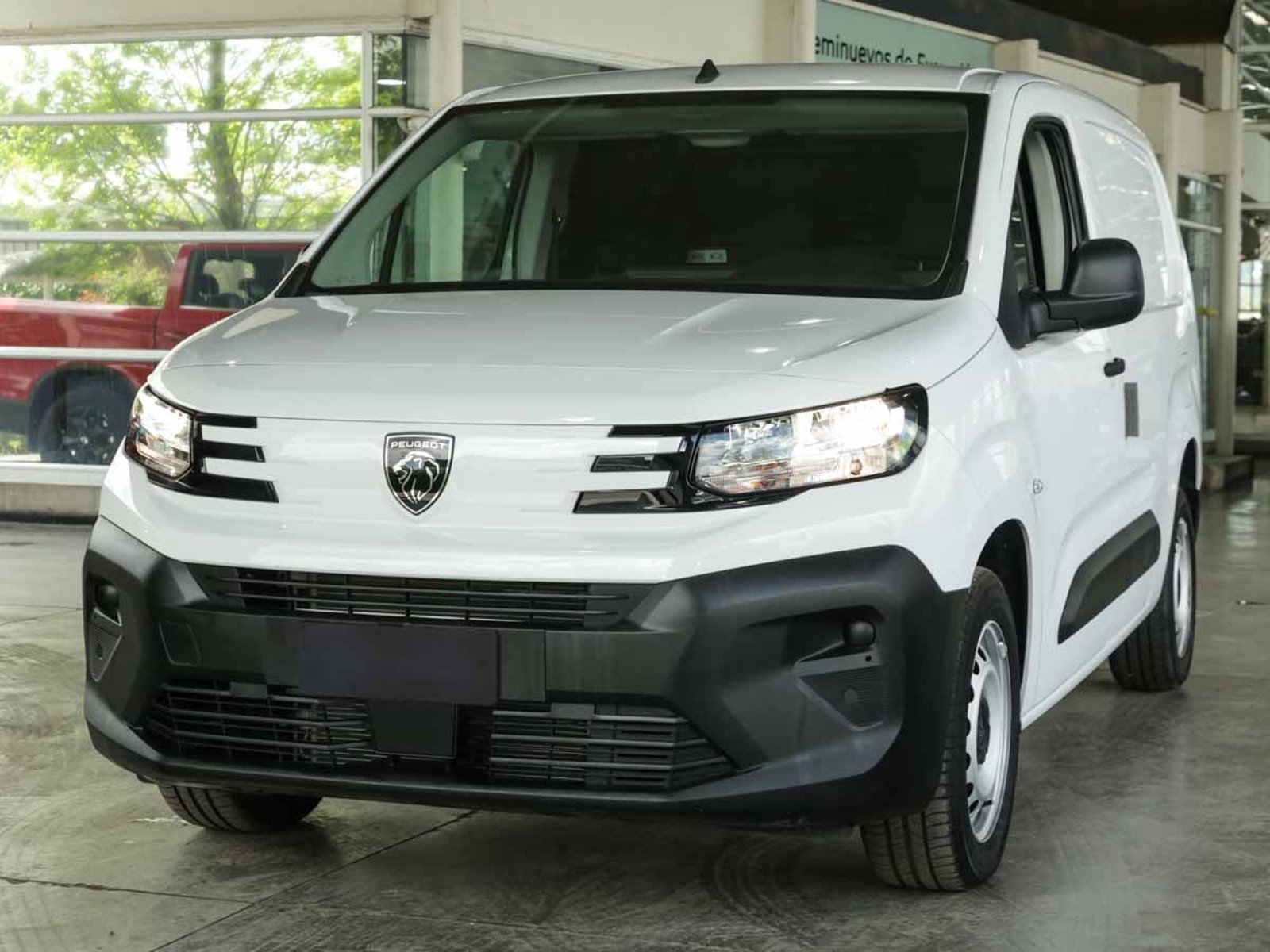 Peugeot Partner Mca L2 Diesel 100hp Mt 2026